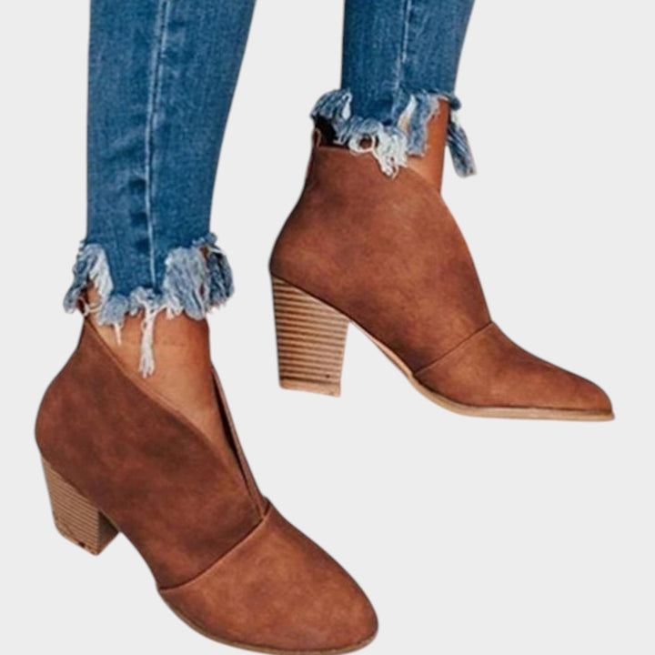 Chic Block Heel Pointed Toe Suede Ankle Boots