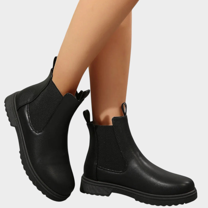 Lightweight Chelsea Boots with Elastic Side Panels